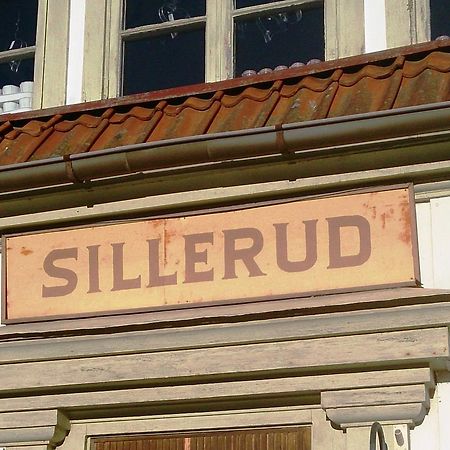 Silleruds Station Hotel Arjang Exterior photo